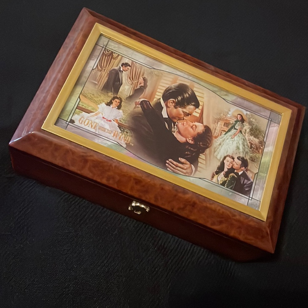 Gone with the Wind music jewelry box